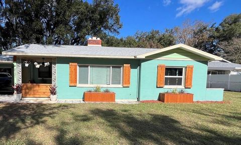 Tiny photo for 2131 NE 3rd Street, Ocala, FL 34470 (MLS # OM722008)