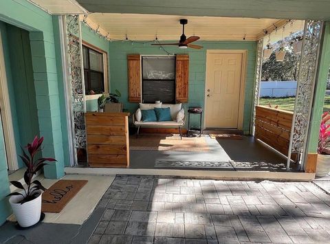 Tiny photo for 2131 NE 3rd Street, Ocala, FL 34470 (MLS # OM722008)