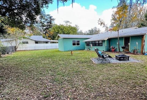 Tiny photo for 2131 NE 3rd Street, Ocala, FL 34470 (MLS # OM722008)