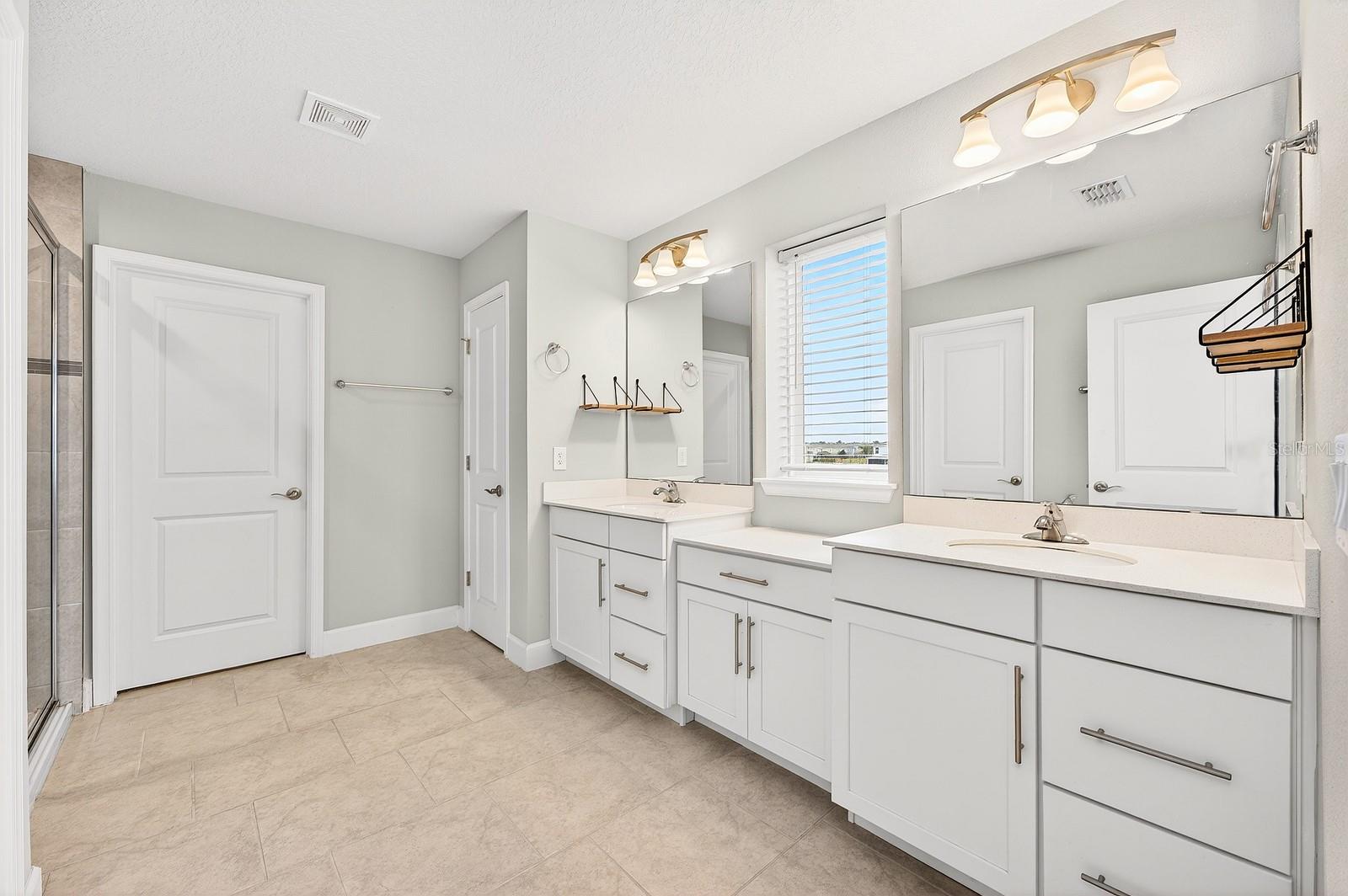 KENSINGTON RESERVE PH III - Residential