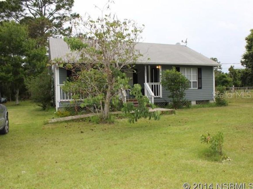 VERY NICE HOME WITH GREAT BONES ON 4.28 ACREAS IN THE HEART OF NEW SMYRNA. VERY SECLUDED AND PRIVATE YET NOT TOO FAR FROM ANYTHING AT THE SAME TIME. NEEDS A LITTLE POLISH BUT THIS ONE WILL SHINE FOR A NEW OWNER! ;Water: City