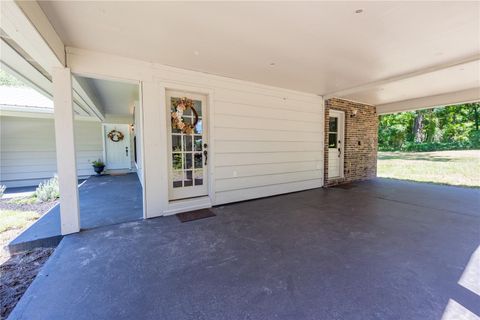 A home in LAKE BUTLER