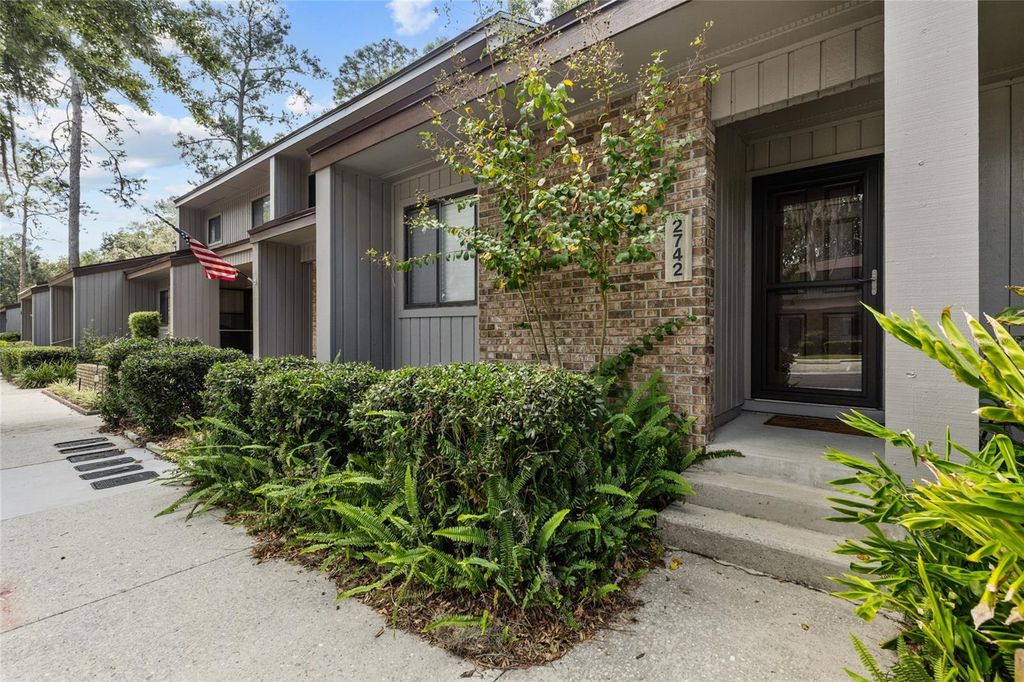 Photo of 2742 NW 39th Drive, Gainesville, FL 32606 (MLS # GC534713)