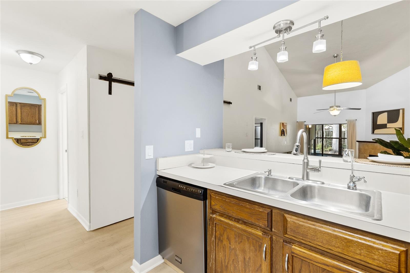 PEBBLE CREEK VILLAS - Residential