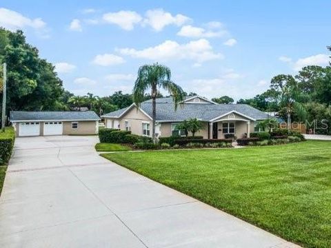 A home in APOPKA