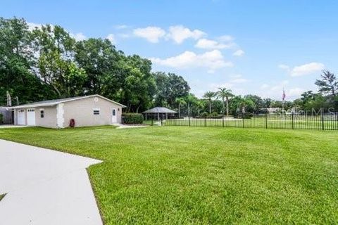 A home in APOPKA