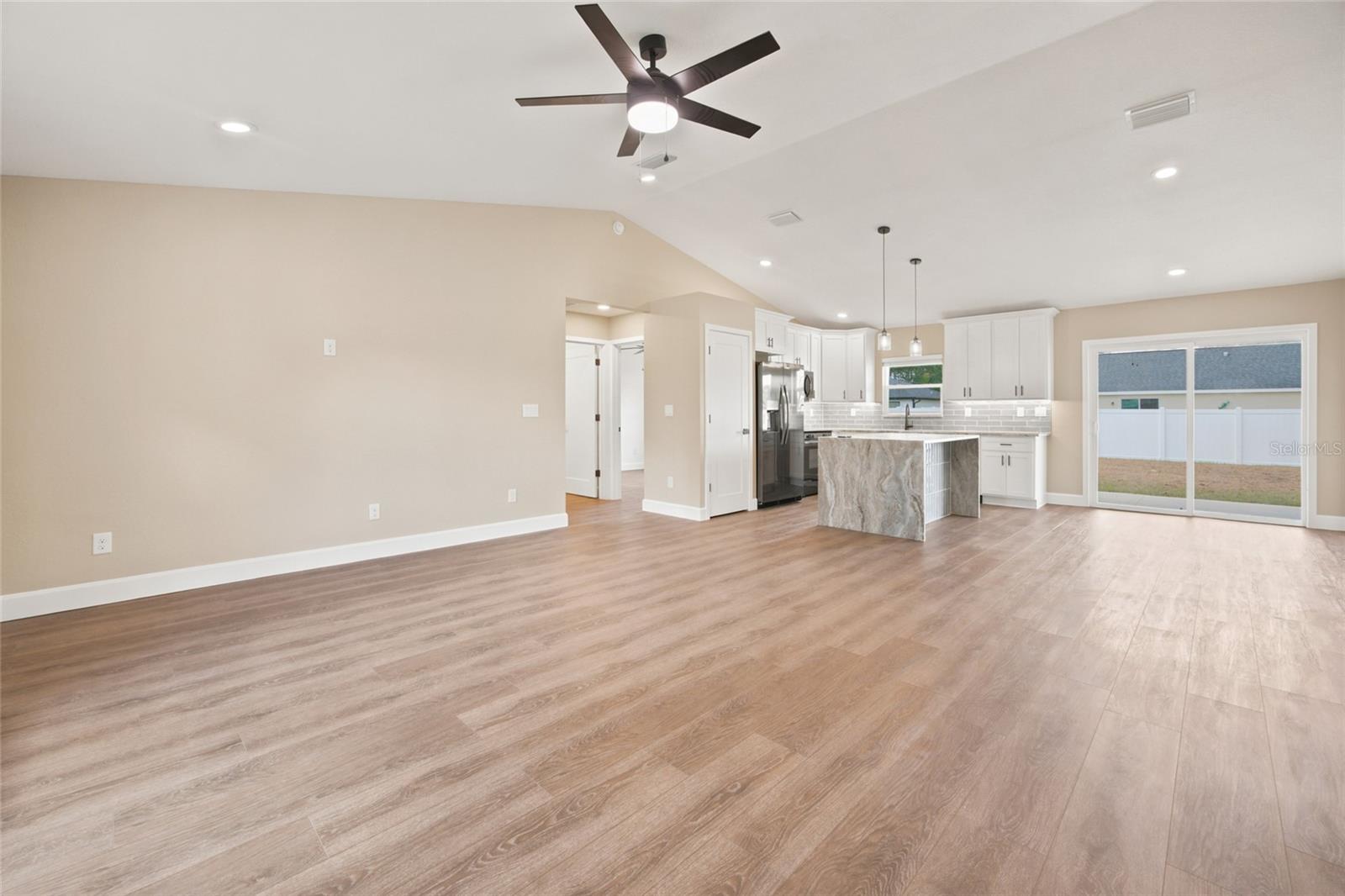 4 CEDAR TERRACE