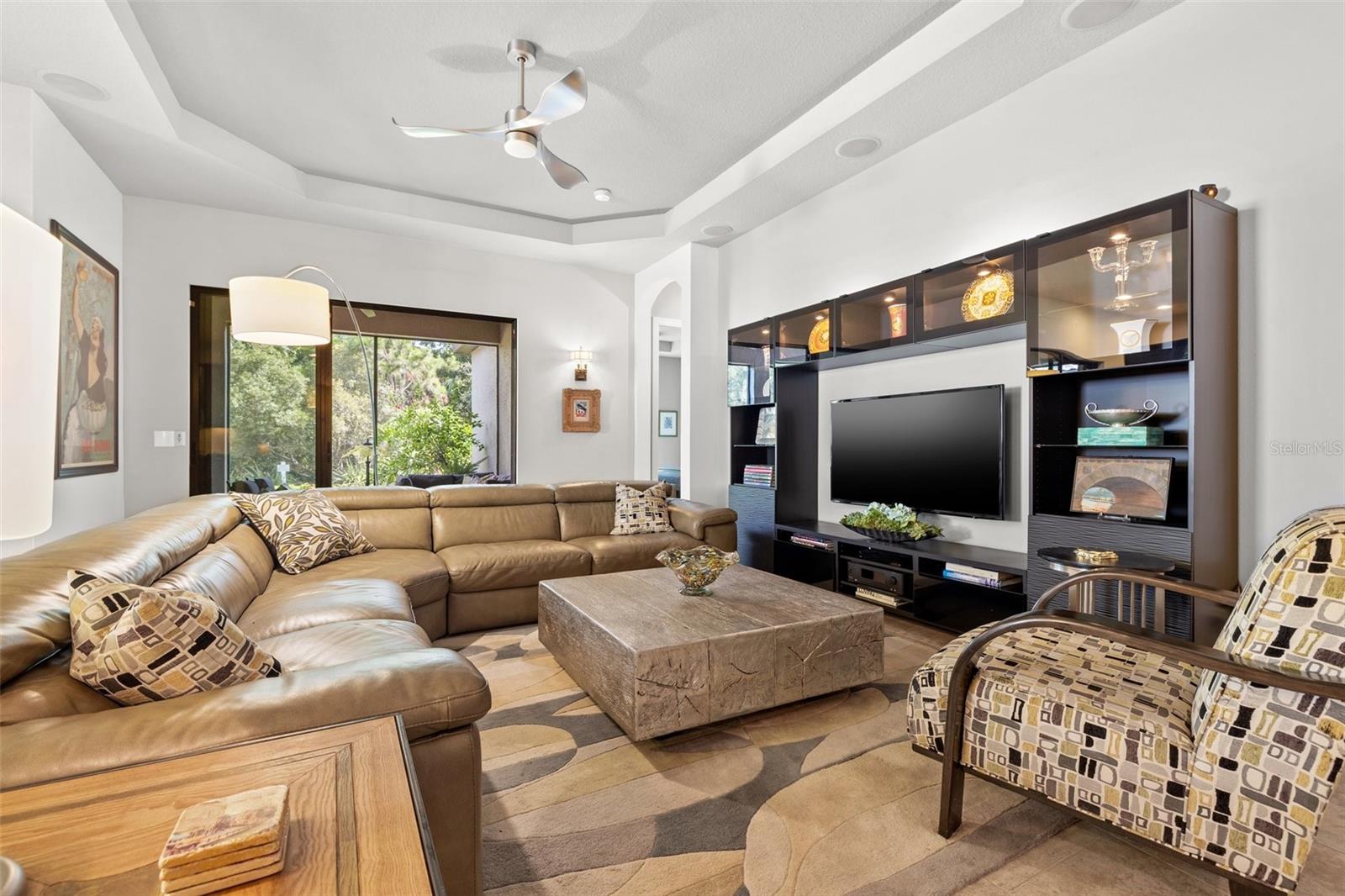 9708 HIGHLAND PARK PLACE