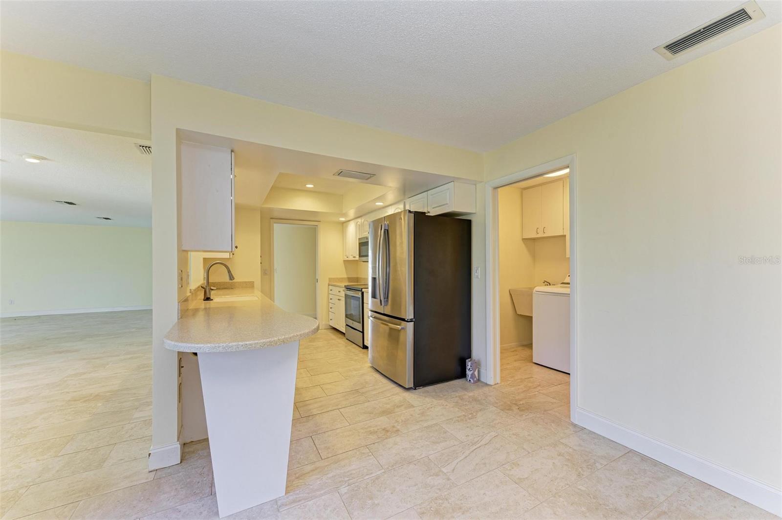 VILLAGE GREEN OF BRADENTON SEC 6 - Residential