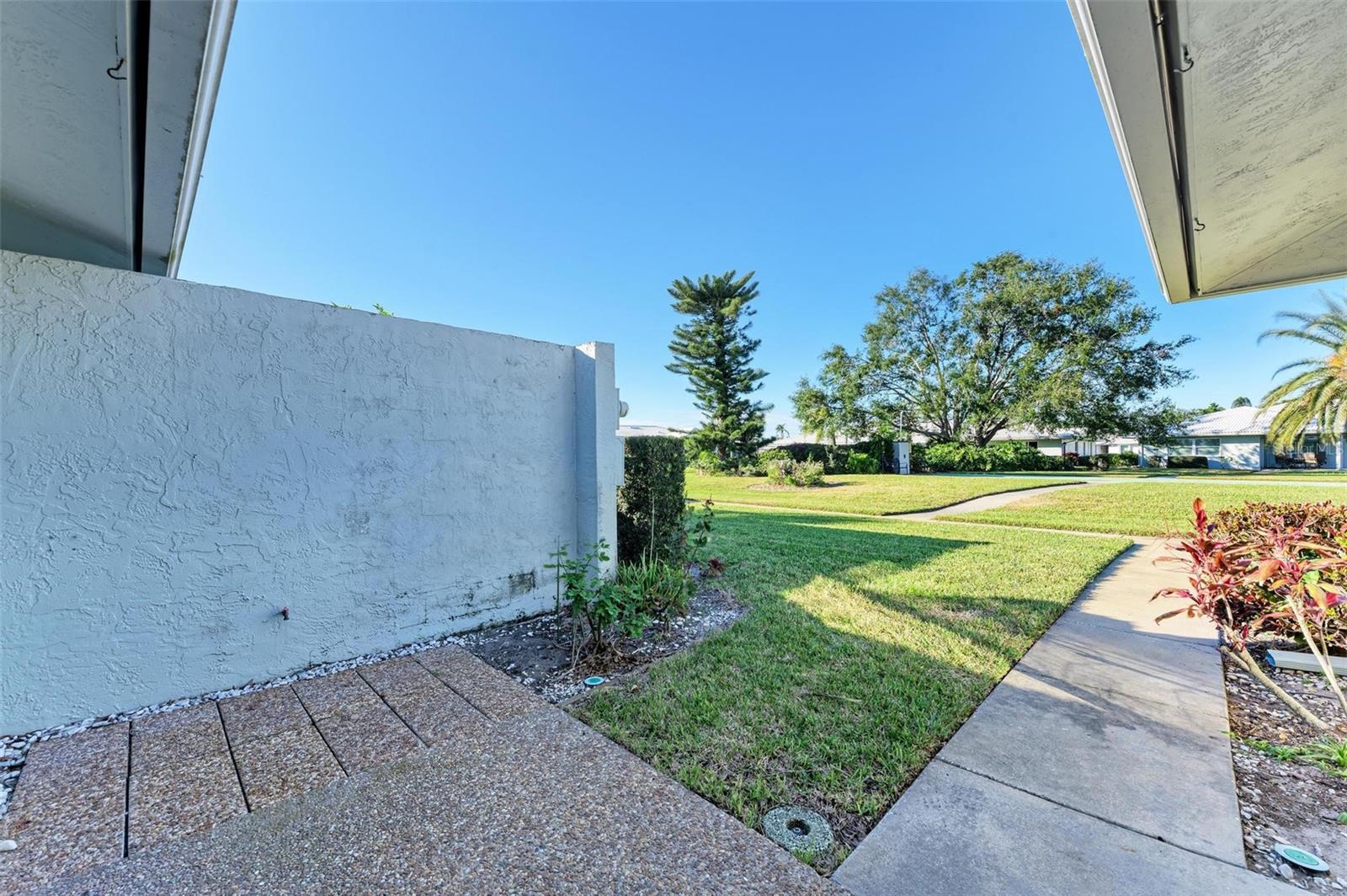 VILLAGE GREEN OF BRADENTON SEC 6 - Residential