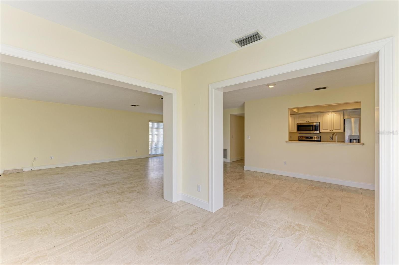 VILLAGE GREEN OF BRADENTON SEC 6 - Residential