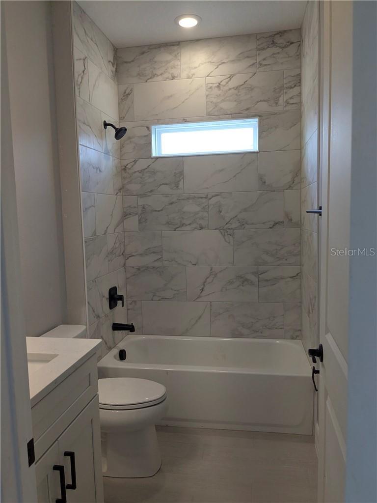 SUN N LAKE - Residential