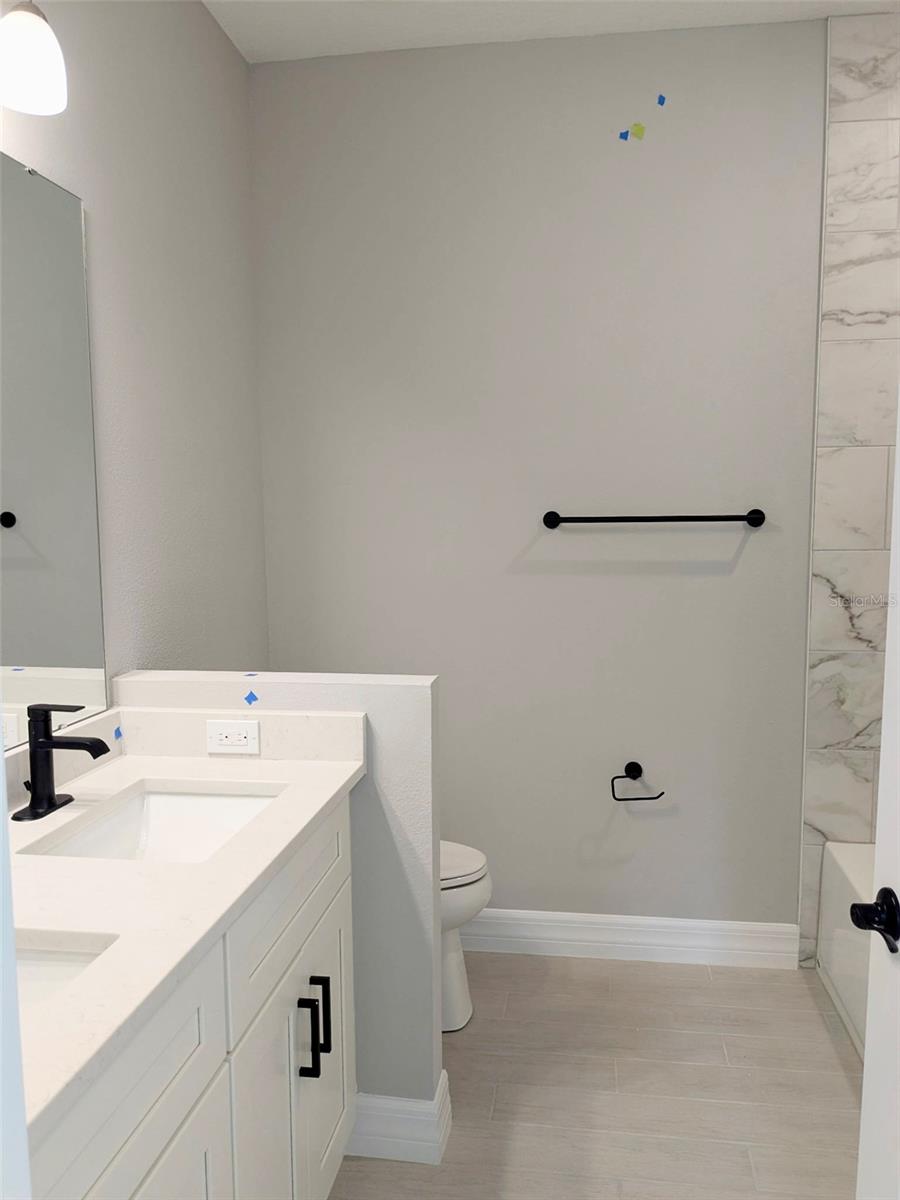 SUN N LAKE - Residential