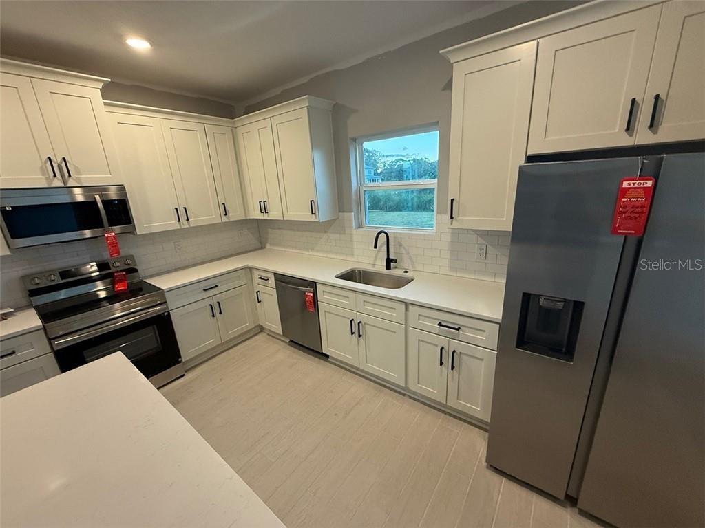 SUN N LAKE - Residential