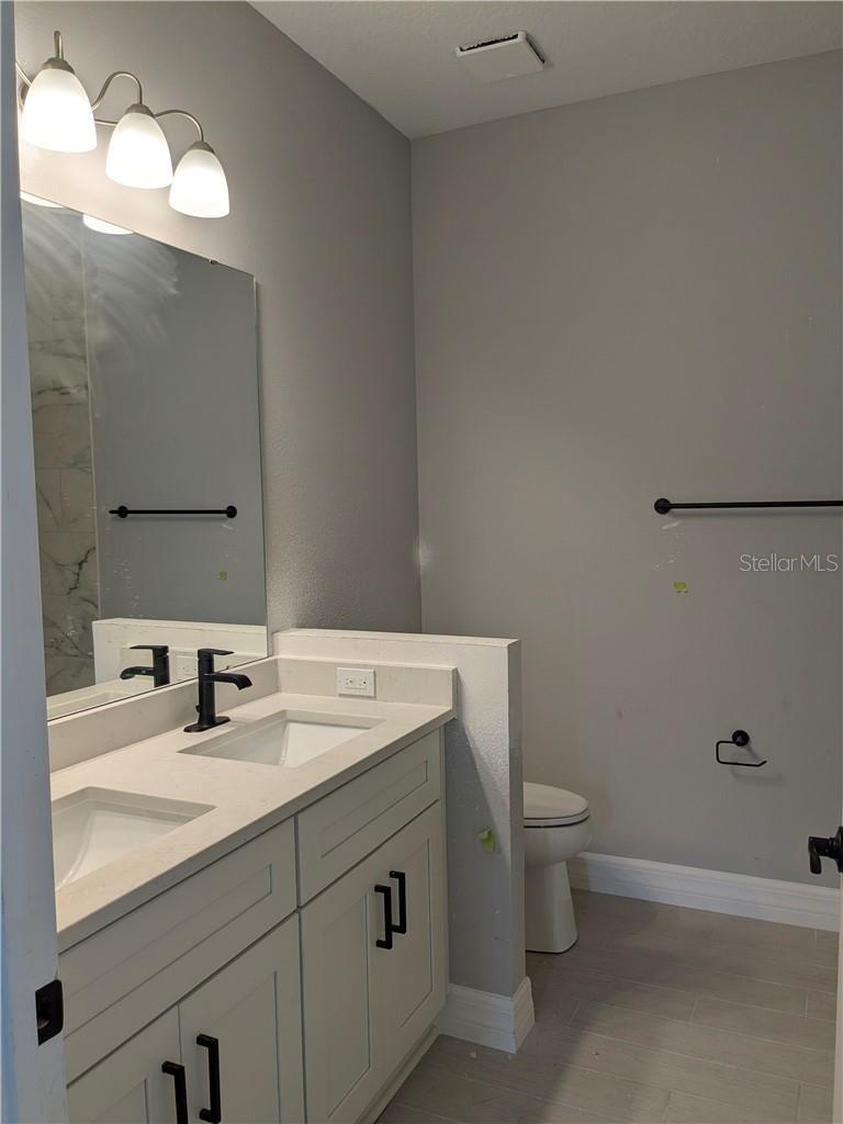 SUN N LAKE - Residential