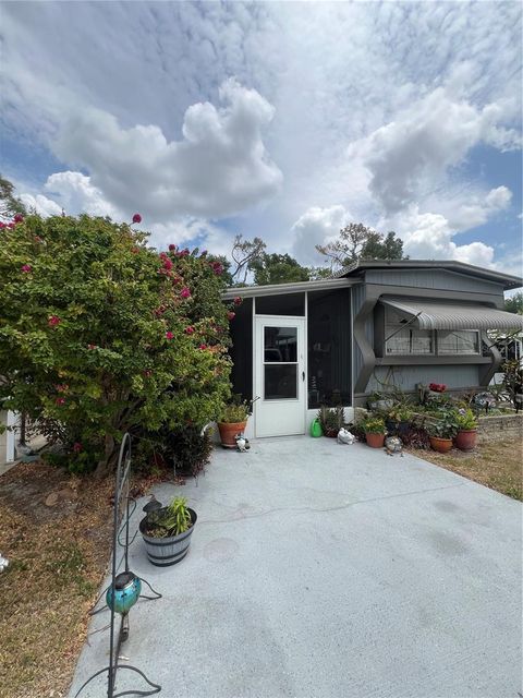Photo of 1005 Whitehurst Road #92, Plant City, FL 33563 (MLS # L4952713)