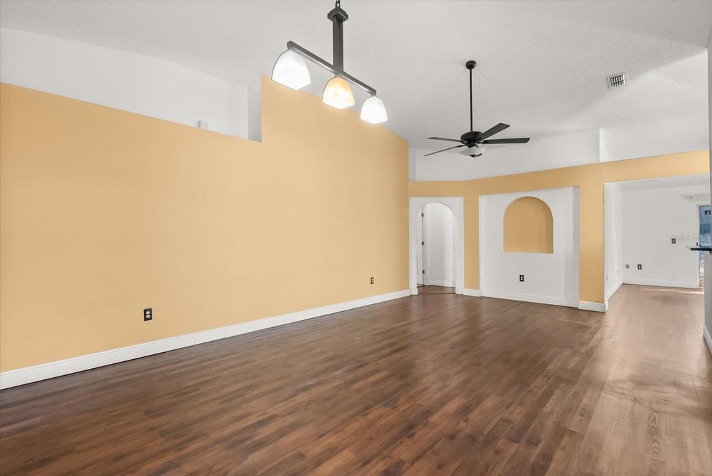 Photo of 750 Welch Hill Circle, Apopka, FL 32712 (MLS # O6380863)