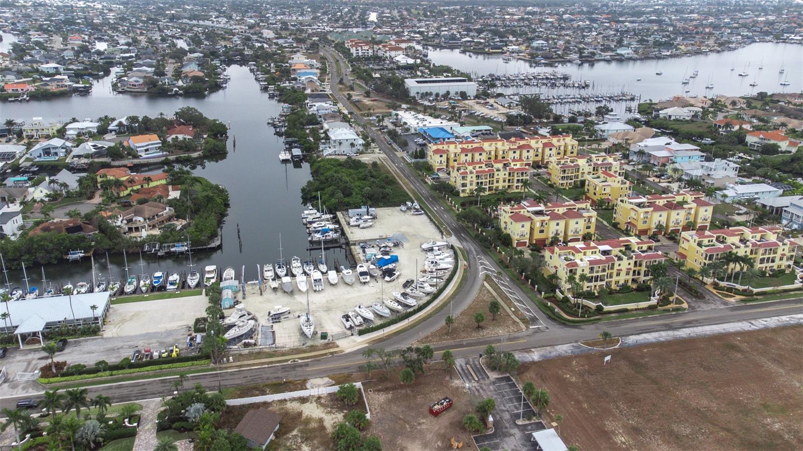 APOLLO BEACH UNIT ONE PT ONE - Residential