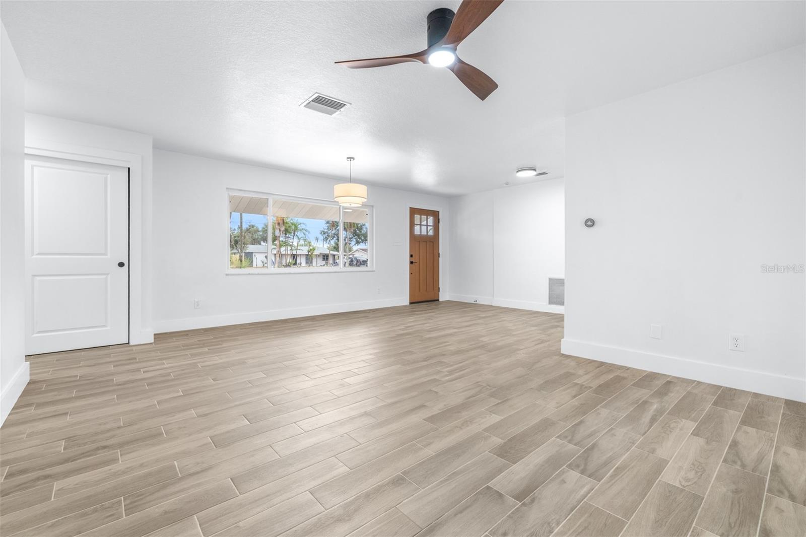 APOLLO BEACH UNIT ONE PT ONE - Residential