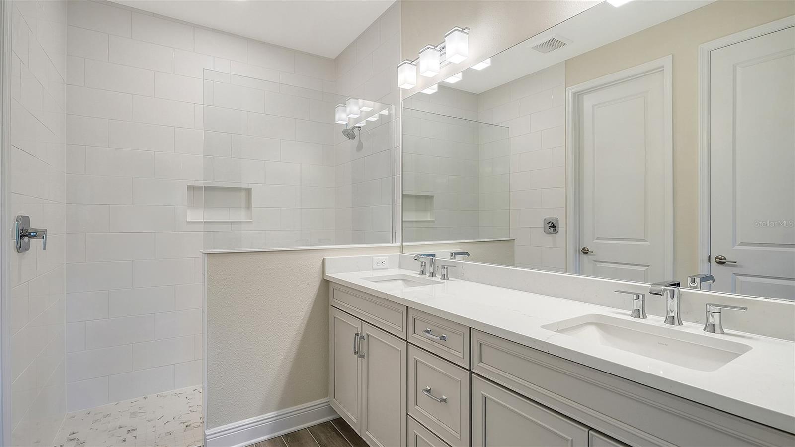 WINDWARD AT LAKEWOOD RANCH PHASE 2 - Residential