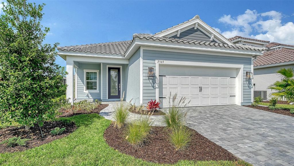 Photo of 2569 Dasheen Place, Sarasota, FL 34240 (MLS # A4694009)
