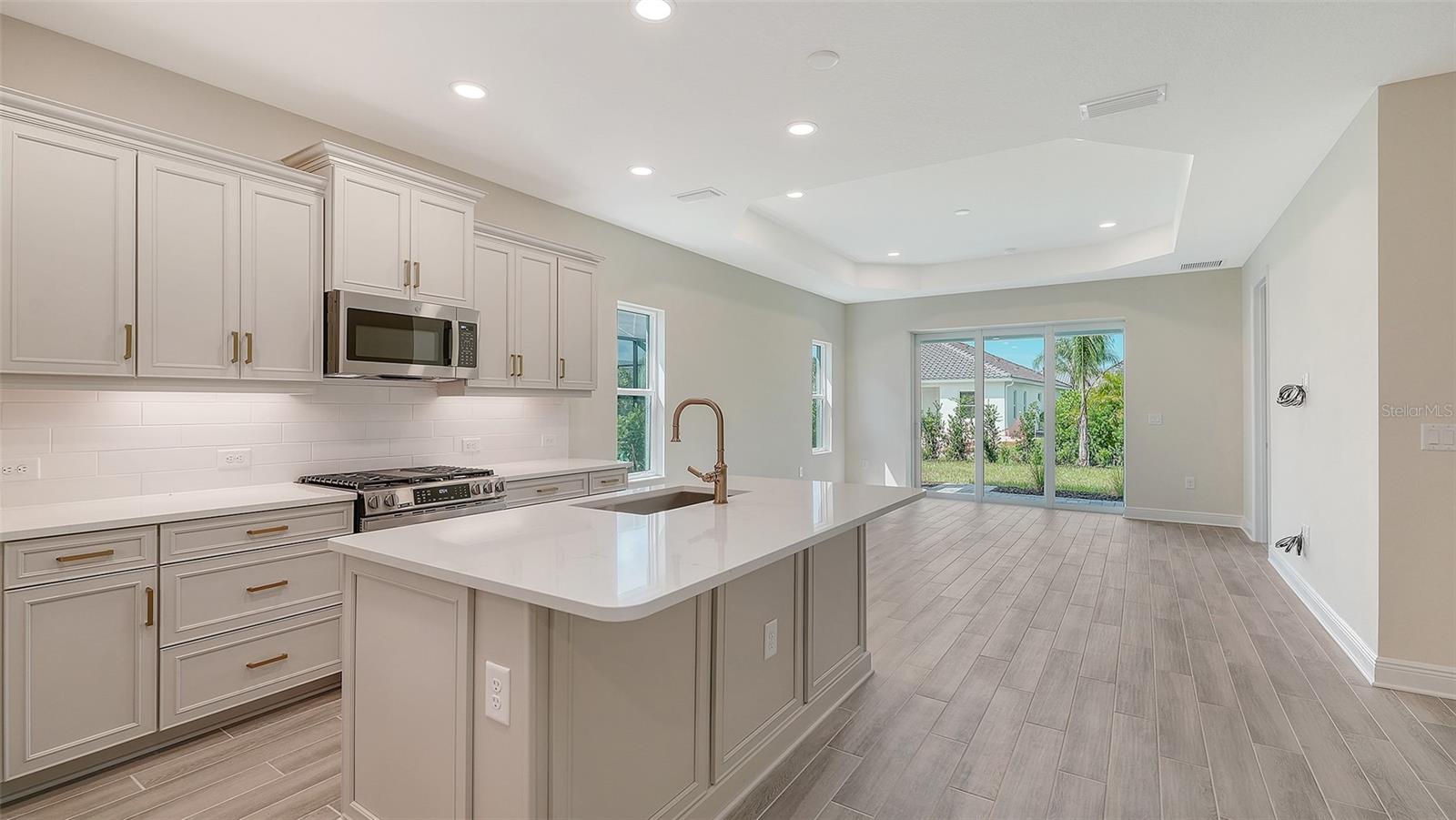 WINDWARD AT LAKEWOOD RANCH PHASE 2 - Residential