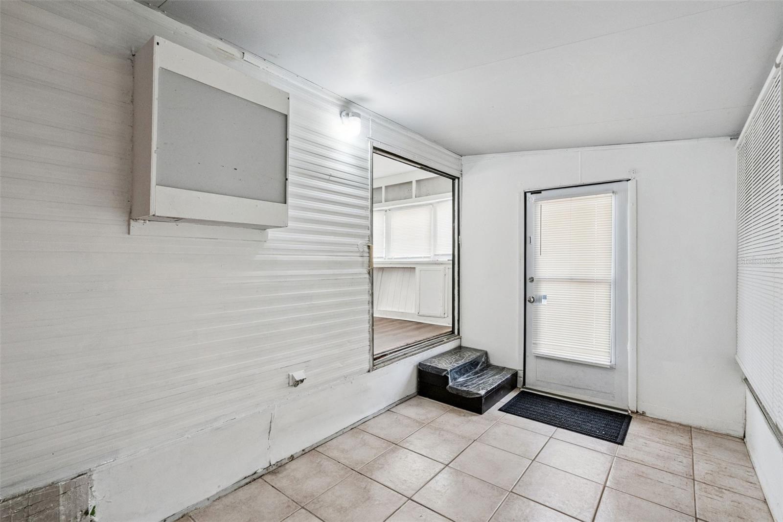 3000 CLARCONA ROAD 2215