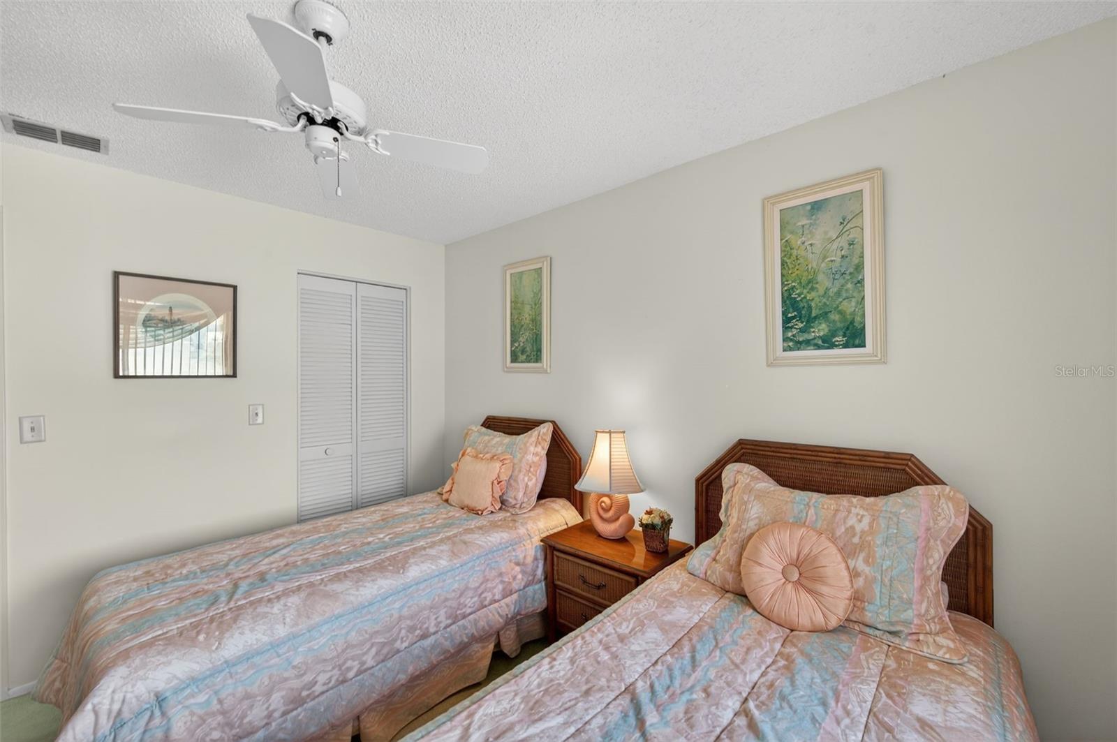 VILLAGE ON THE GREEN PATIO HOMES - Residential