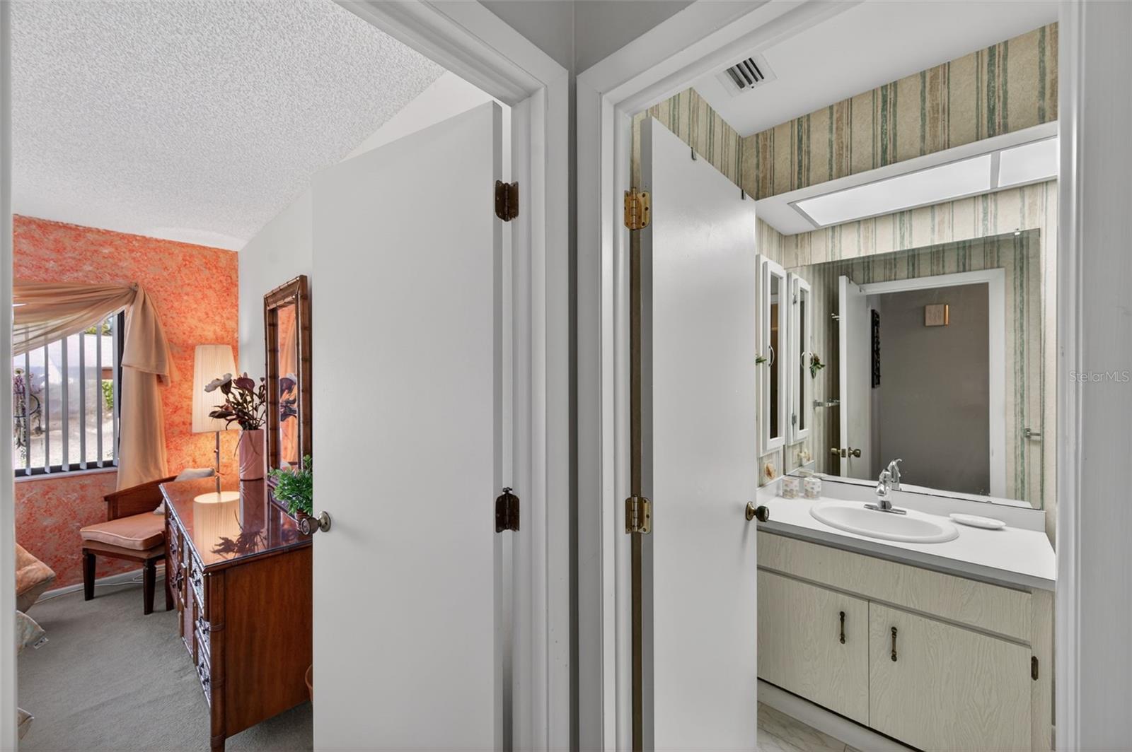 VILLAGE ON THE GREEN PATIO HOMES - Residential