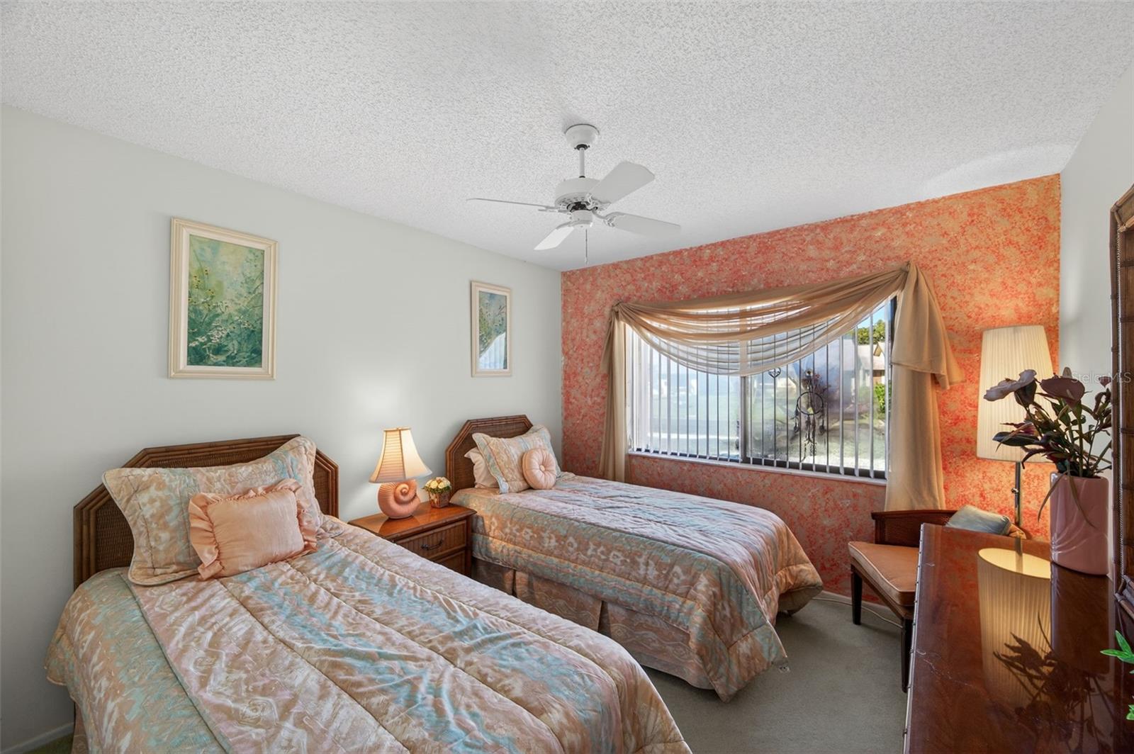 VILLAGE ON THE GREEN PATIO HOMES - Residential