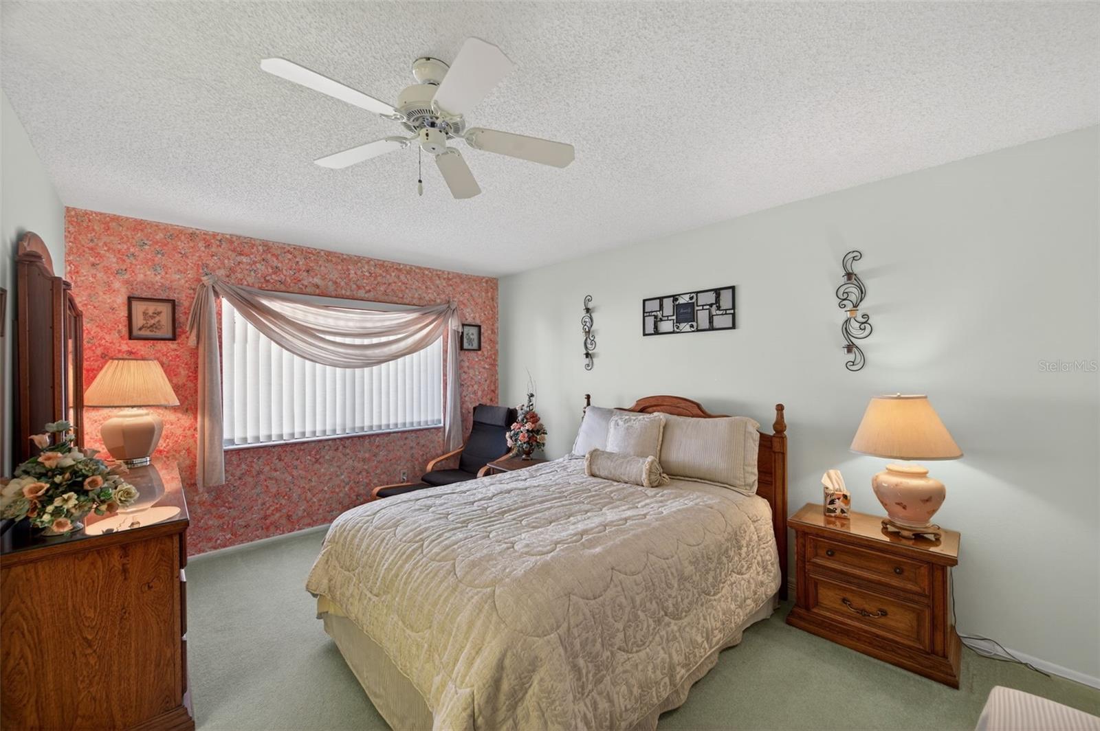 VILLAGE ON THE GREEN PATIO HOMES - Residential