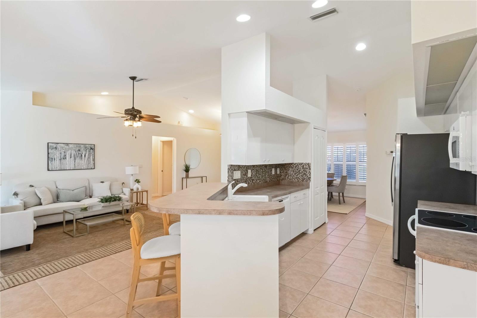 PUNTA GORDA ISLES SEC 20 - Residential