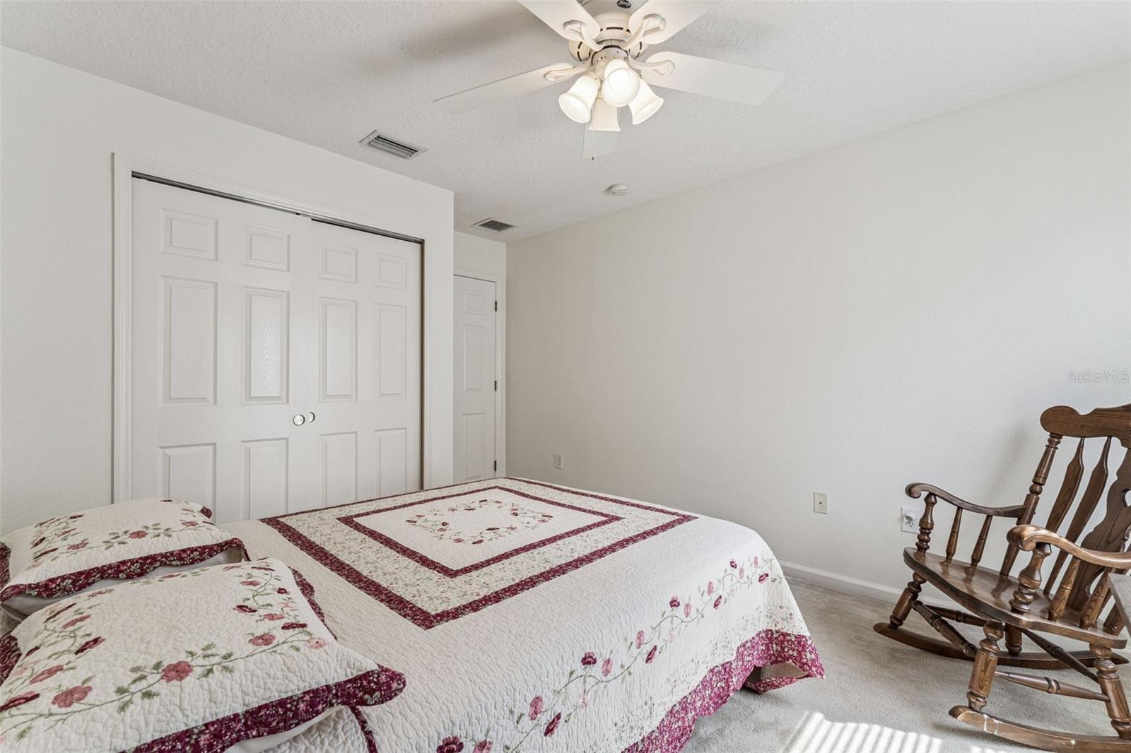 WOODLAND LAKES PRESERVE - Residential