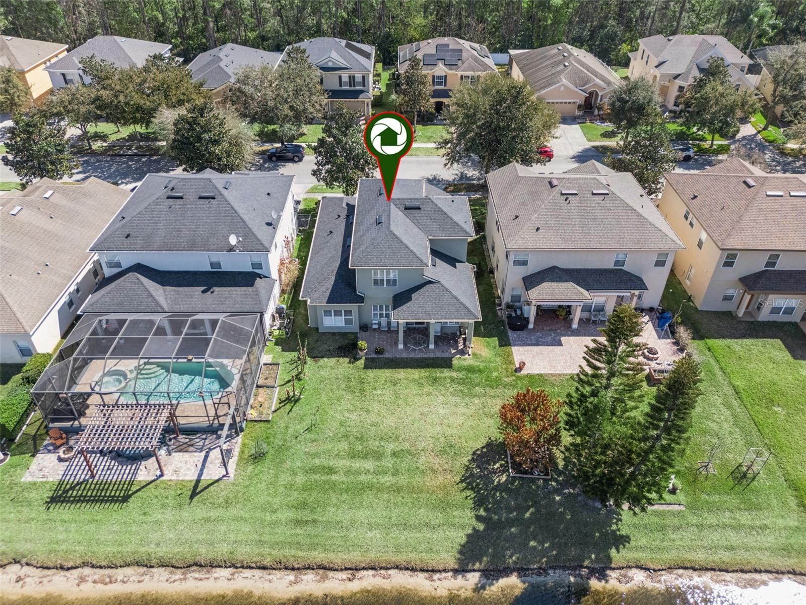 WOODLAND LAKES PRESERVE - Residential