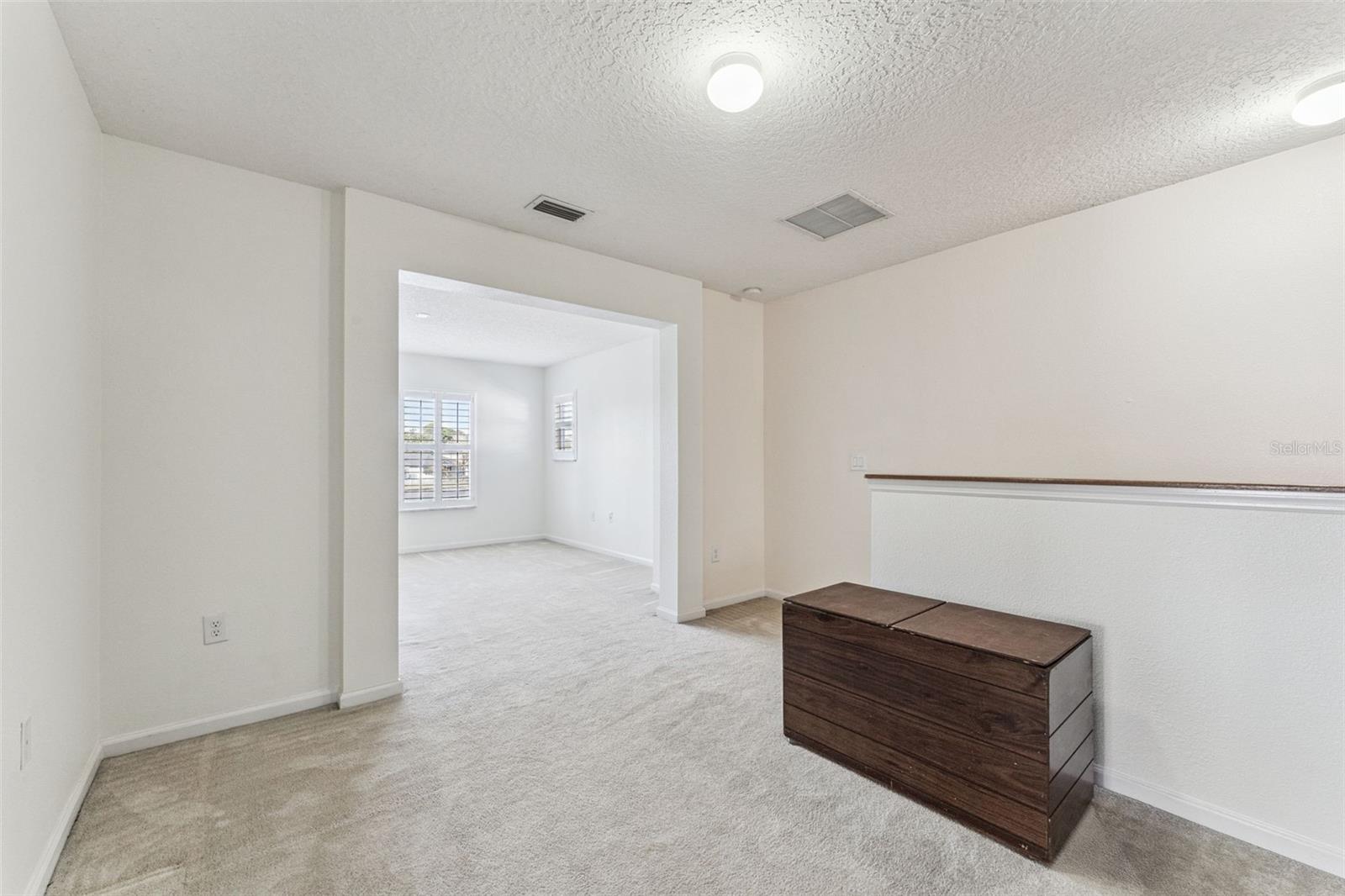 WOODLAND LAKES PRESERVE - Residential