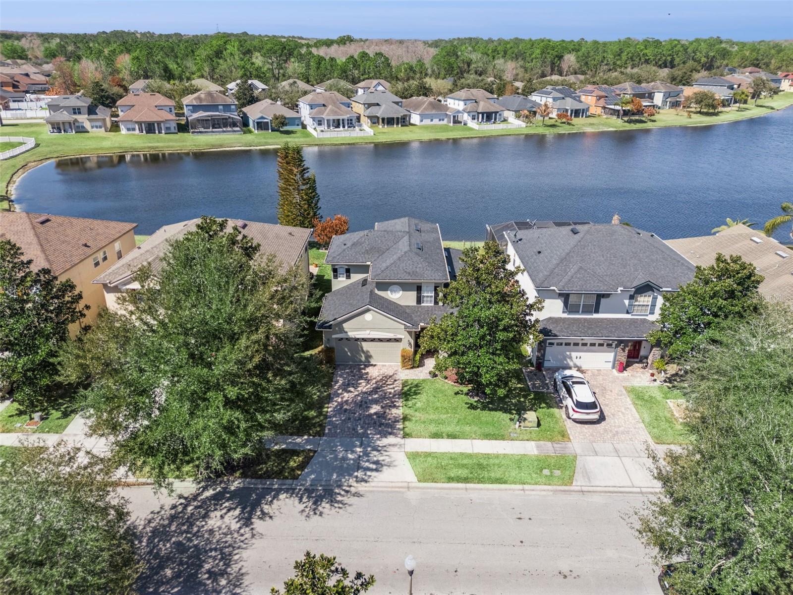 WOODLAND LAKES PRESERVE - Residential