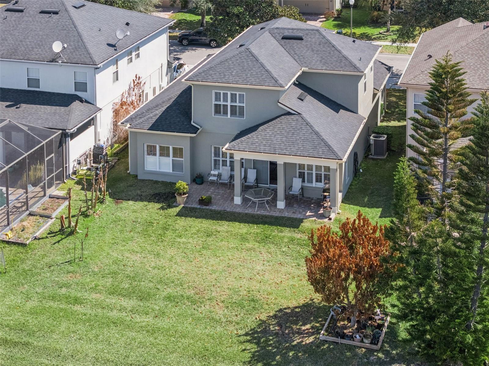 WOODLAND LAKES PRESERVE - Residential