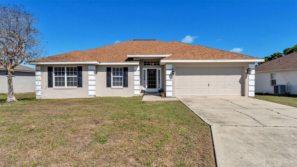 Photo of 7755 Canterbury Circle, Lakeland, FL 33810 (MLS # L4959950)