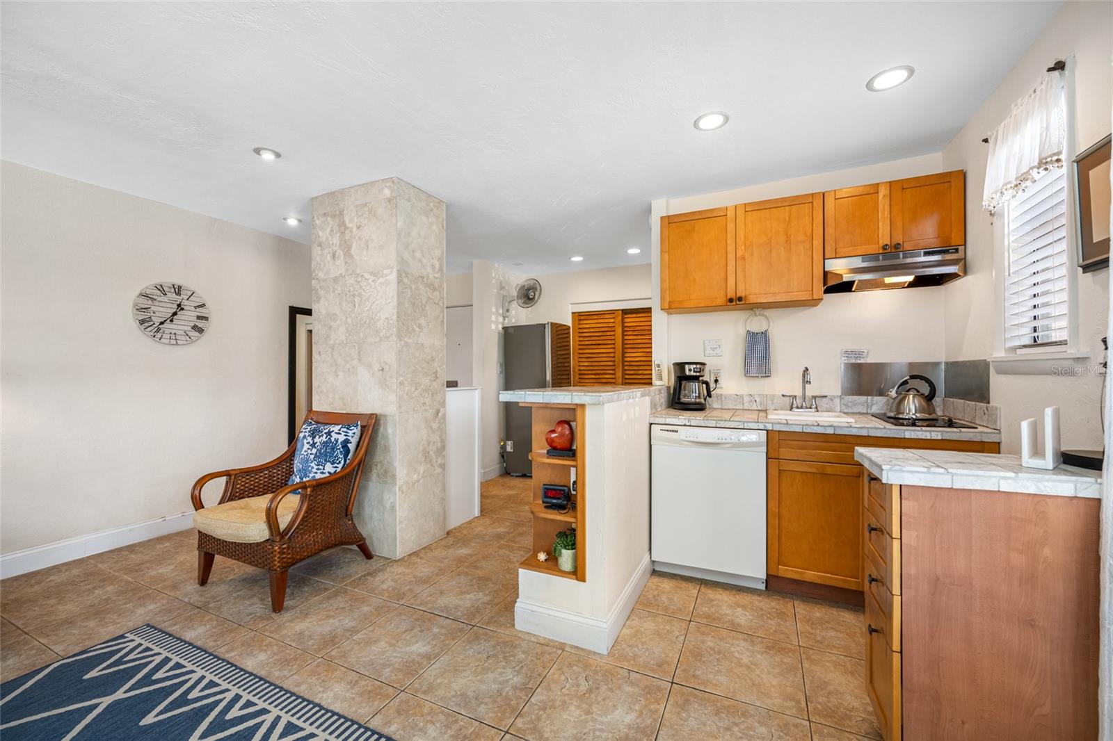 FRIENDLY NATIVE BEACH RESORT - Residential