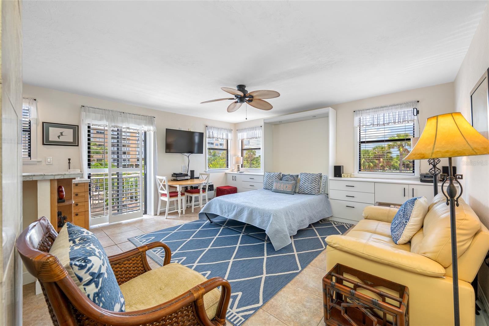 FRIENDLY NATIVE BEACH RESORT - Residential