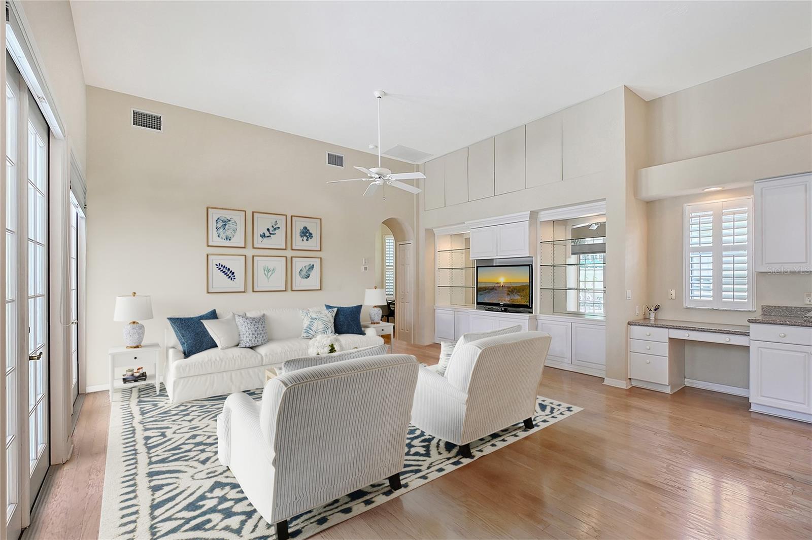 THE GREENS AT EL CONQUISTADOR - Residential