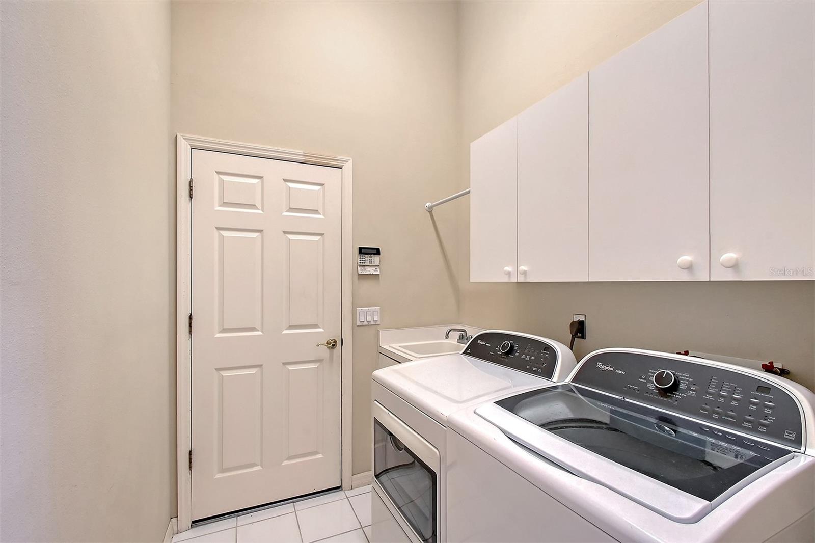 THE GREENS AT EL CONQUISTADOR - Residential