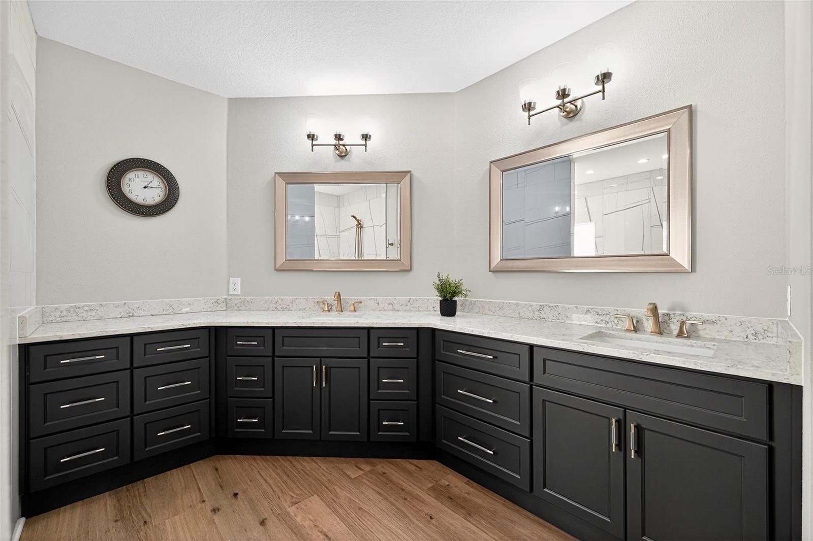 BELLALAGO - Residential