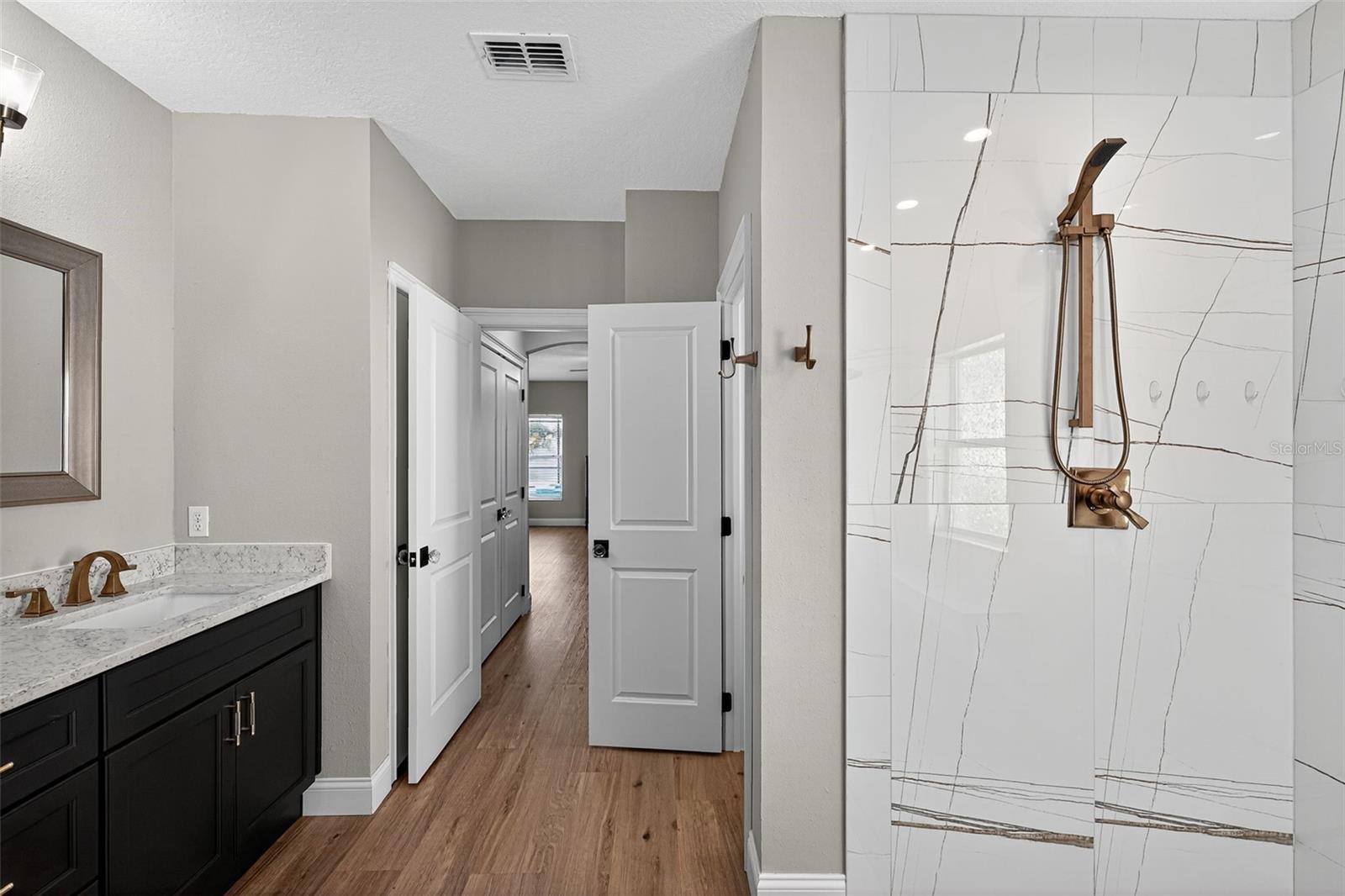 BELLALAGO - Residential