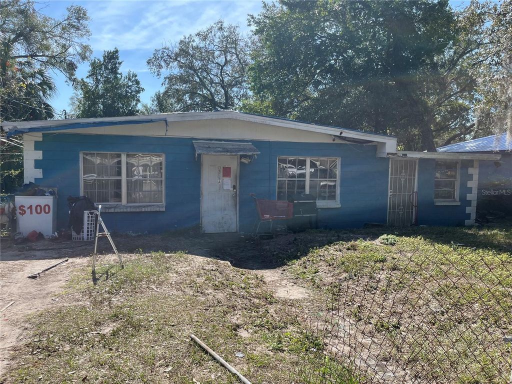 Photo of 1911 E Noel Street, Tampa, FL 33610 (MLS # TB8430176)