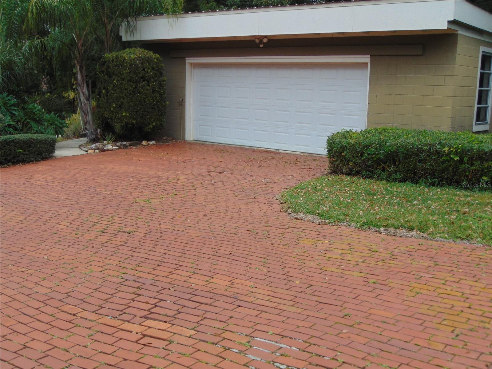 BROADVUE HEIGHTS - Residential