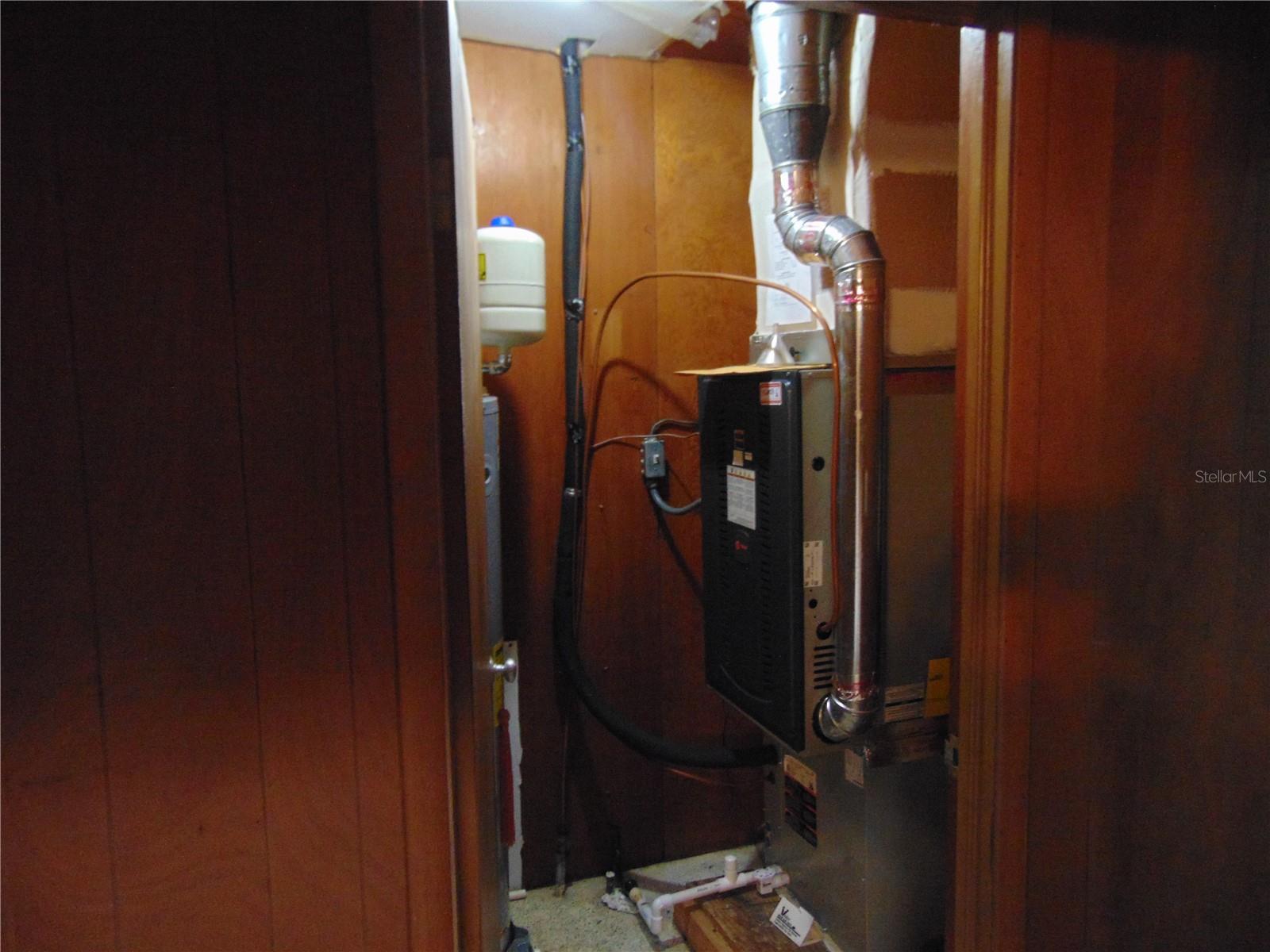 BROADVUE HEIGHTS - Residential