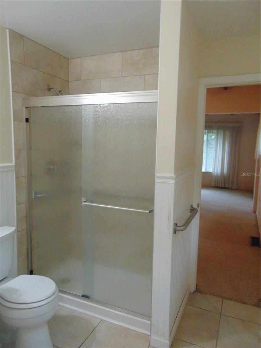 BROADVUE HEIGHTS - Residential