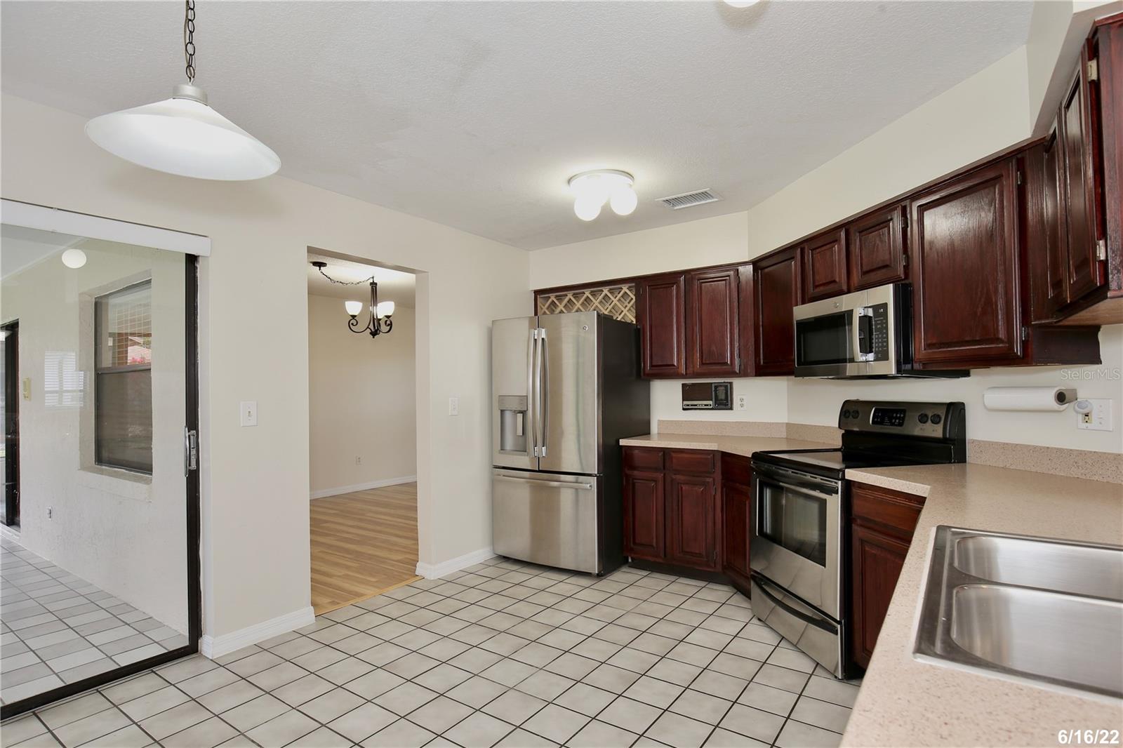 PIEDMONT LAKES PH 03 - Residential Lease