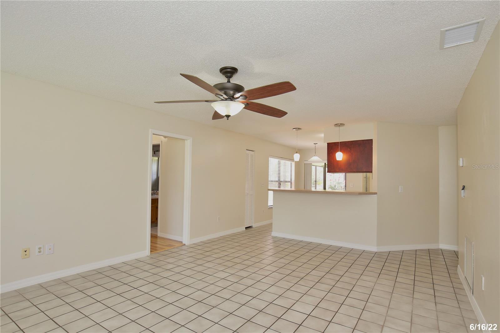 PIEDMONT LAKES PH 03 - Residential Lease